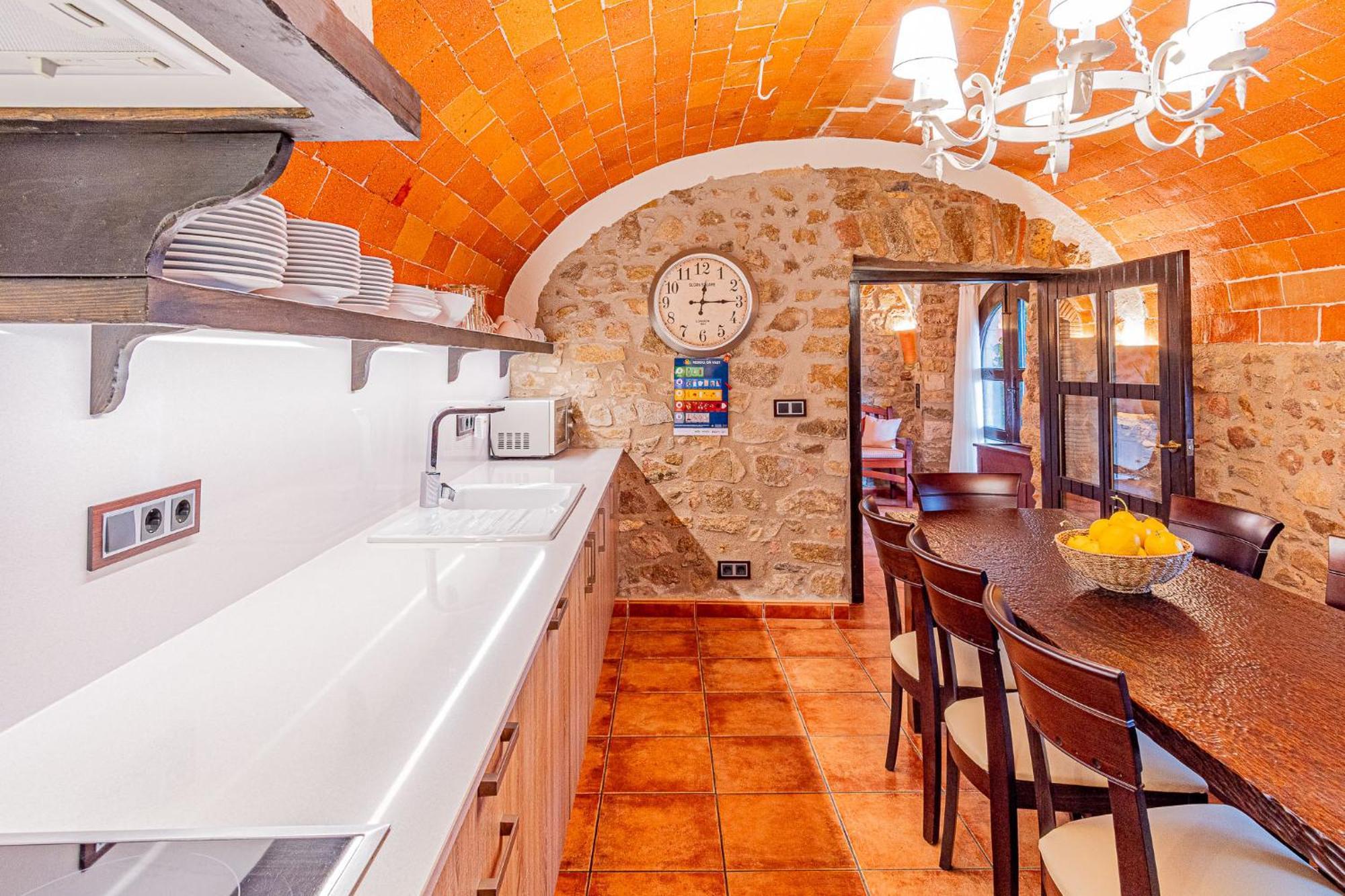 Cal Bisbe, Your Rural Holiday HomeCapmany エクステリア 写真