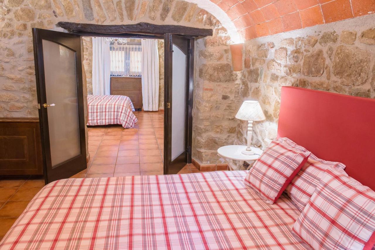 Cal Bisbe, Your Rural Holiday HomeCapmany エクステリア 写真